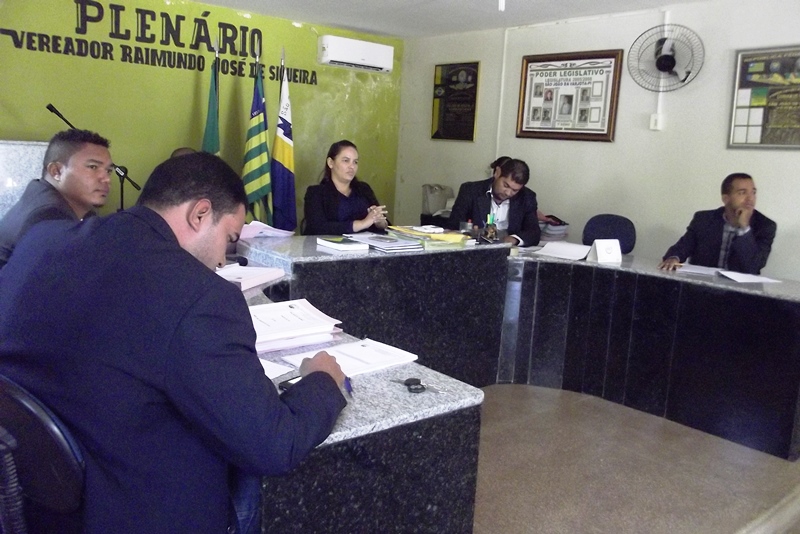 Didi Turismo Presta Esclarecimento à Câmara de Vereadores