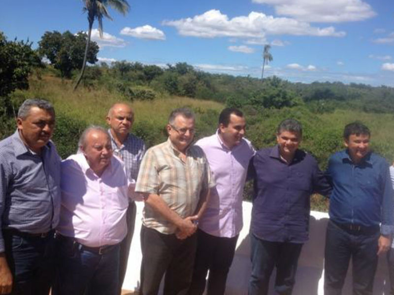 Inauguração de obras em Arraial PI.