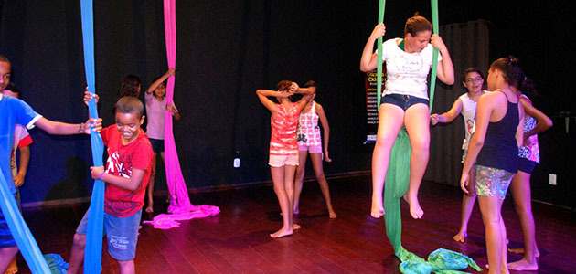 Oficinas marcam ano cultural do Cine Teatro Oeiras