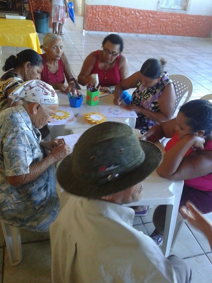 Psicologa realiza atividade com Idosos do Grupo na Flor da Idade  - Imagem 1