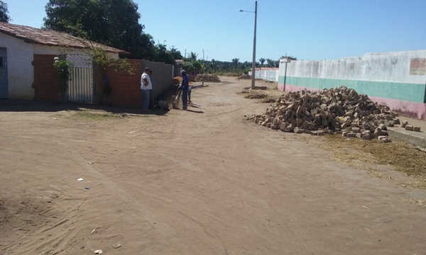 Ruas do Sol Nascente recebem pavimentação em Paralelepípedo - Imagem 1