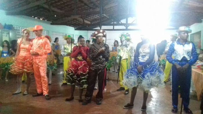 Alunos do EJA realizam primeira mostra de trabalhos artesanais. - Imagem 30