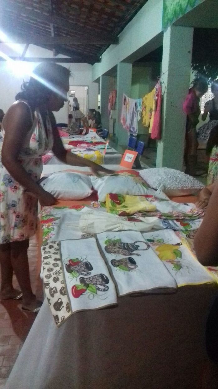 Alunos do EJA realizam primeira mostra de trabalhos artesanais. - Imagem 45