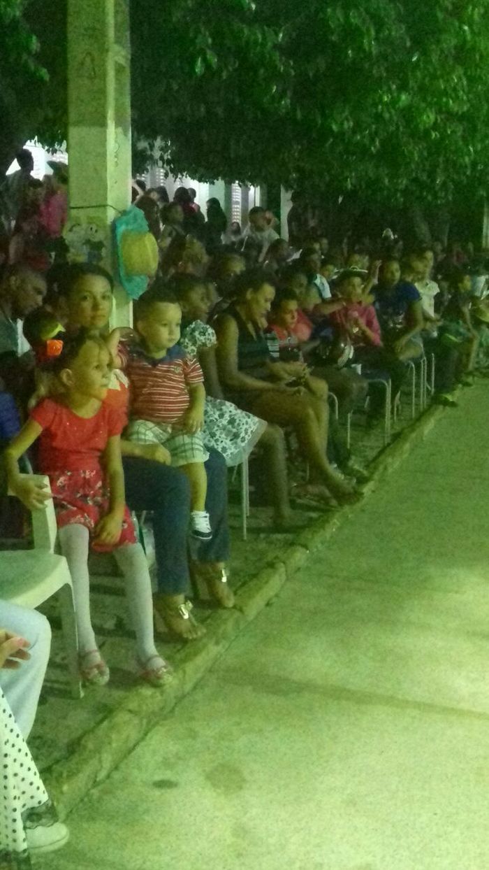 Alunos do EJA realizam primeira mostra de trabalhos artesanais. - Imagem 22