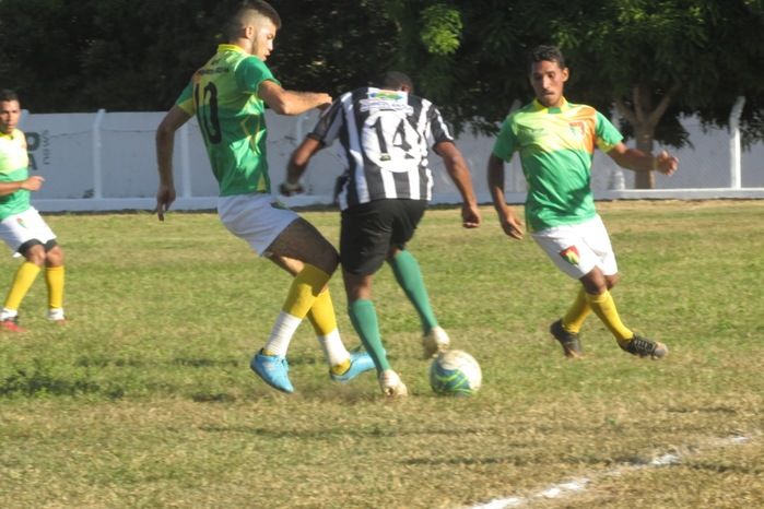 Vila Verde leva a melhor em campo e vence o Juventus - Imagem 14
