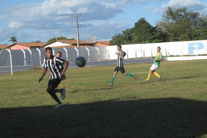 Vila Verde leva a melhor em campo e vence o Juventus - Imagem 9