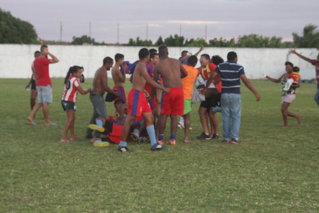Dragões Vencem Santa Catarina Estão na Final da Taça Josias Soares - Imagem 171