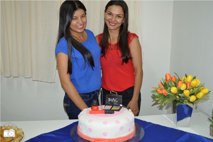 Equipe SEMTAS faz surpresa para Auxiliar Administrativa  - Imagem 9