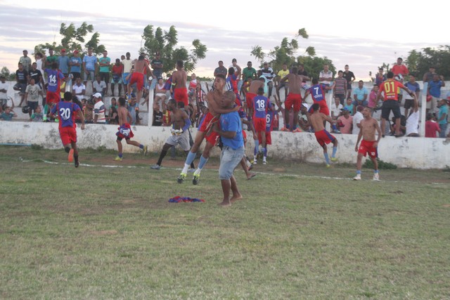Dragões Vencem Santa Catarina Estão na Final da Taça Josias Soares - Imagem 170