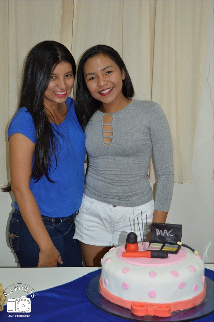 Equipe SEMTAS faz surpresa para Auxiliar Administrativa  - Imagem 14