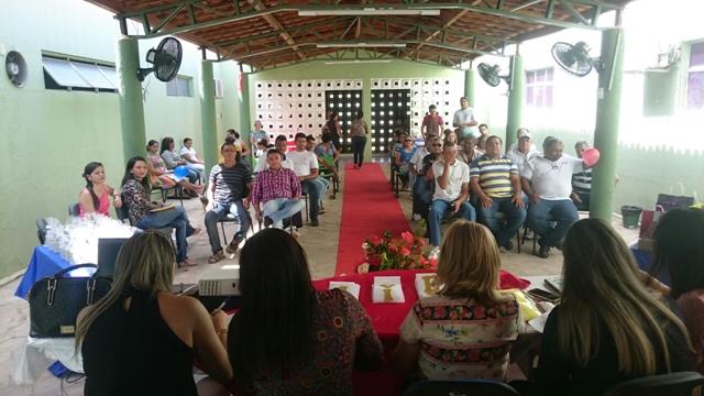 Hospital Regional de Valença comemora o Dia dos Pais. Fotos  - Imagem 43