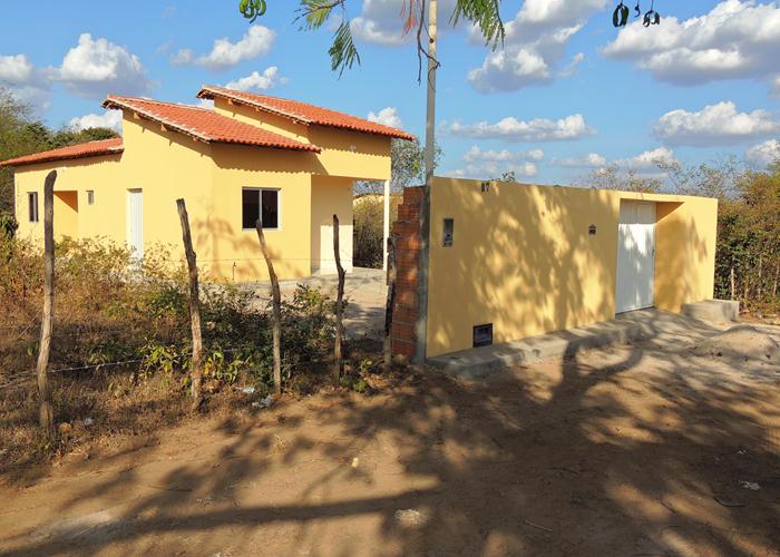 A. J. B Construtora está construindo casa através de financiamento - Imagem 1