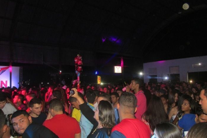 Show com Gabriel Diniz supera expectativa em Água Branca - Imagem 17