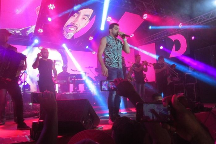 Show com Gabriel Diniz supera expectativa em Água Branca - Imagem 13