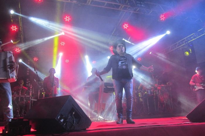 Show com Gabriel Diniz supera expectativa em Água Branca - Imagem 1