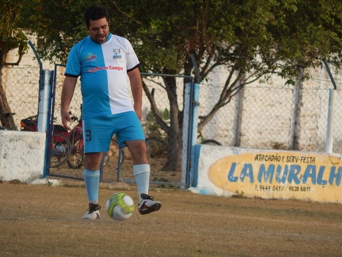 Mauro Galvão esteve com adolescentes e jogou com veterano. - Imagem 36