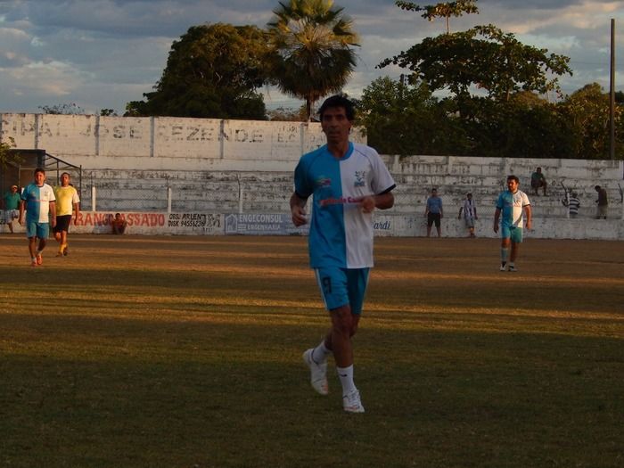 Mauro Galvão esteve com adolescentes e jogou com veterano. - Imagem 40