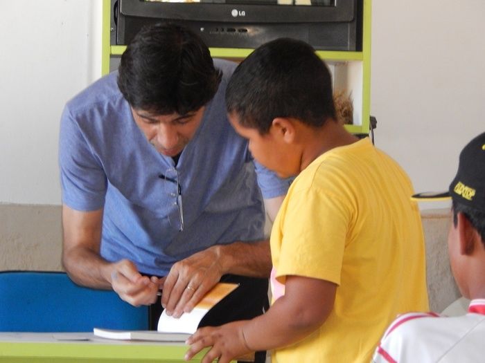 Mauro Galvão esteve com adolescentes e jogou com veterano. - Imagem 9