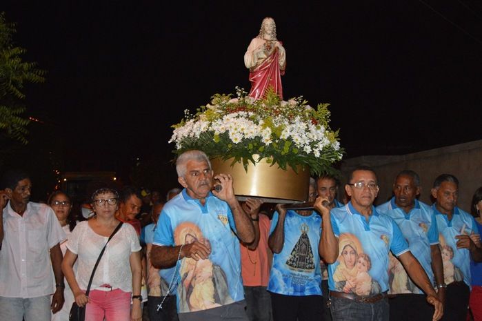 Procissão de abertura dos festejos Sagrado Coração de Jesus  - Imagem 10