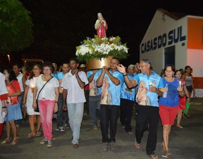 Procissão de abertura dos festejos Sagrado Coração de Jesus  - Imagem 18