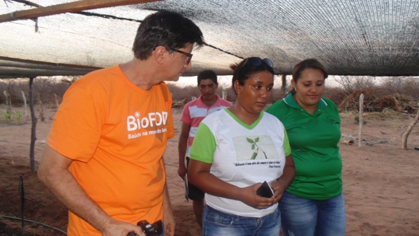 Feira agrícola é realizada com sucesso em Santo Inácio  - Imagem 21