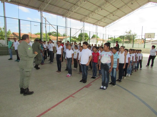 Aconteceu a 1ª Aula do Pelotão Mirim - Imagem 2
