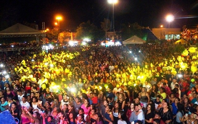 1ª e 2ª noite de semana cultural em atrai multidão - Imagem 10