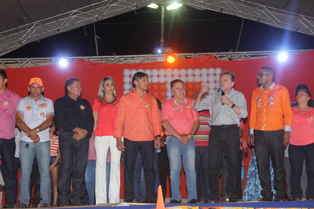 Coligação Muda Valença realiza comício no Novo Horizonte - Imagem 6