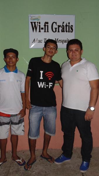 Prefeito Tairo Inaugura rede de internet grátis para a população  - Imagem 4