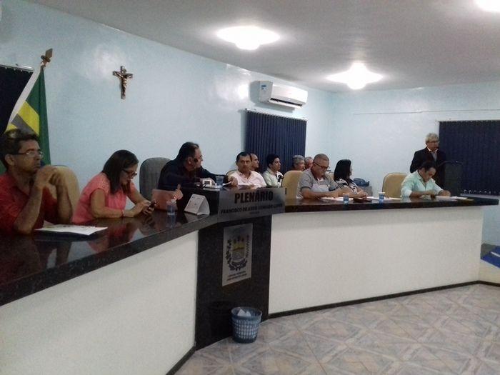 Vereador Toinho de Quincas toma posse em Dom Expedito Lopes. - Imagem 25
