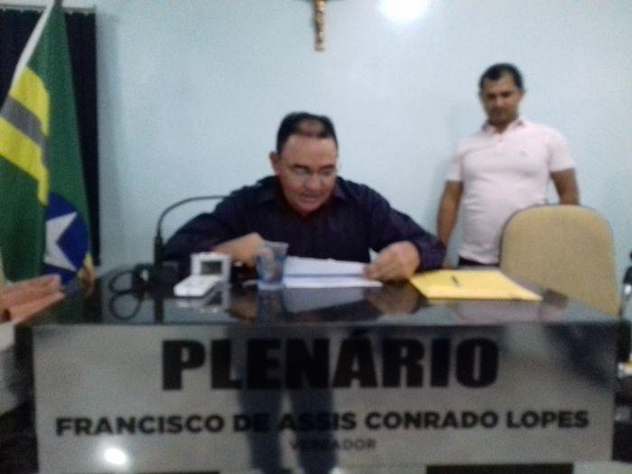 Vereador Toinho de Quincas toma posse em Dom Expedito Lopes. - Imagem 8