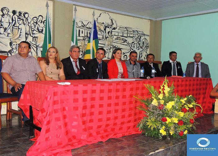 Prefeito Casa Grande e Vice Iranilta são empossados pela câmara - Imagem 38