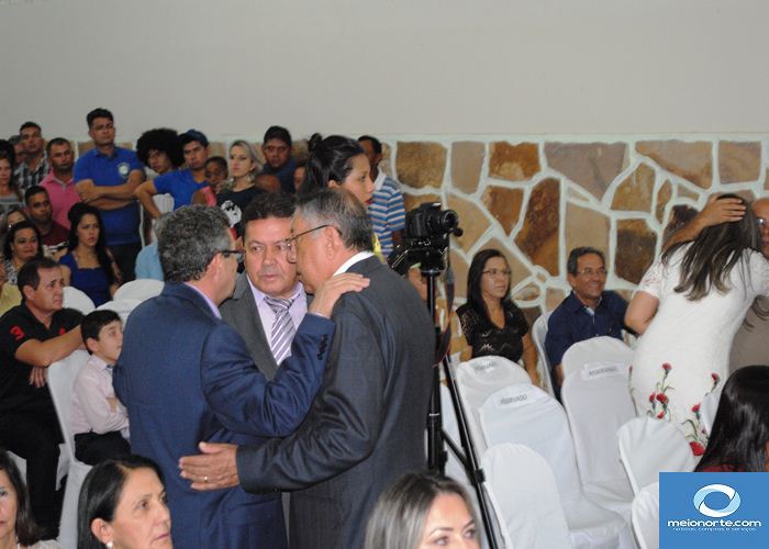 Alvimar Martins e Betinha Brandão são empossados pela câmara  - Imagem 21