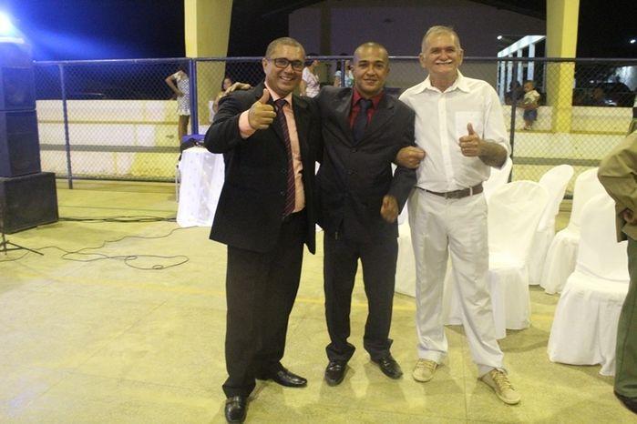 Hélio Assume o Comando de São João Com Forte Apoio no Legislativo - Imagem 13