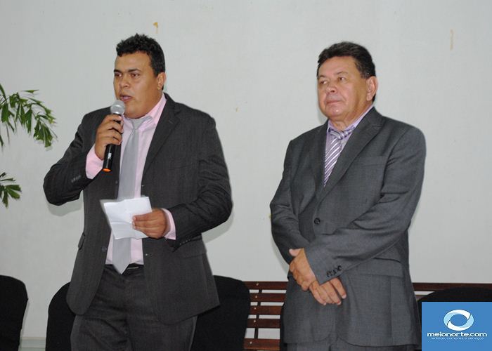 Alvimar Martins e Betinha Brandão são empossados pela câmara  - Imagem 32