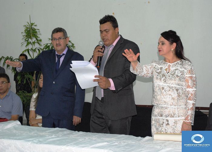 Alvimar Martins e Betinha Brandão são empossados pela câmara  - Imagem 39