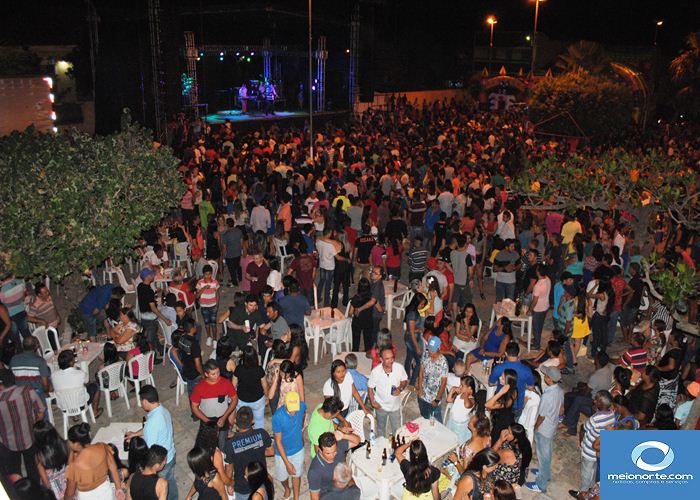 Alvimar Martins e Betinha Brandão são empossados pela câmara  - Imagem 57