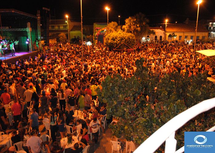 Alvimar Martins e Betinha Brandão são empossados pela câmara  - Imagem 74