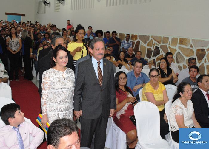 Alvimar Martins e Betinha Brandão são empossados pela câmara  - Imagem 36