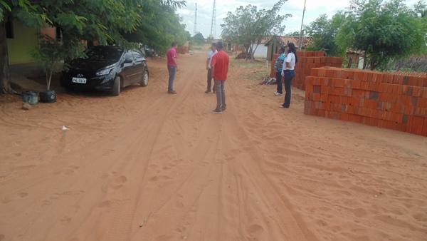 prefeito começa seus trabalhos visitando obras em Santo Inácio      - Imagem 8