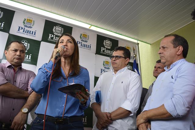 Governador Wellington Dias visita Valença, Pimenteiras e Lagoa do S - Imagem 14