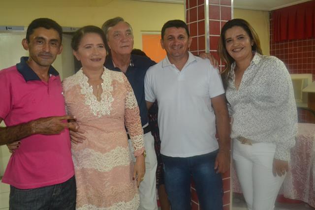 Venicio do Ó e Lucia Lacerda são empossados em Pimenteiras - Imagem 37