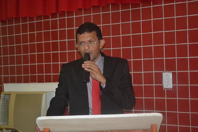 Venicio do Ó e Lucia Lacerda são empossados em Pimenteiras - Imagem 16