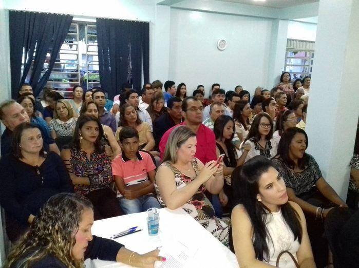 Prefeito Valmir Barbosa toma posse em Dom Expedito Lopes. - Imagem 6