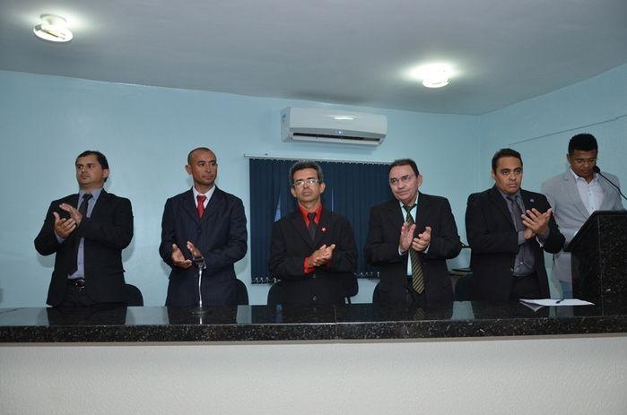 Prefeito Valmir Barbosa toma posse em Dom Expedito Lopes. - Imagem 49