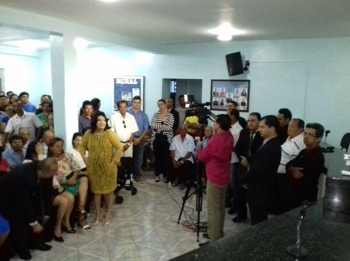Prefeito Valmir Barbosa toma posse em Dom Expedito Lopes. - Imagem 10