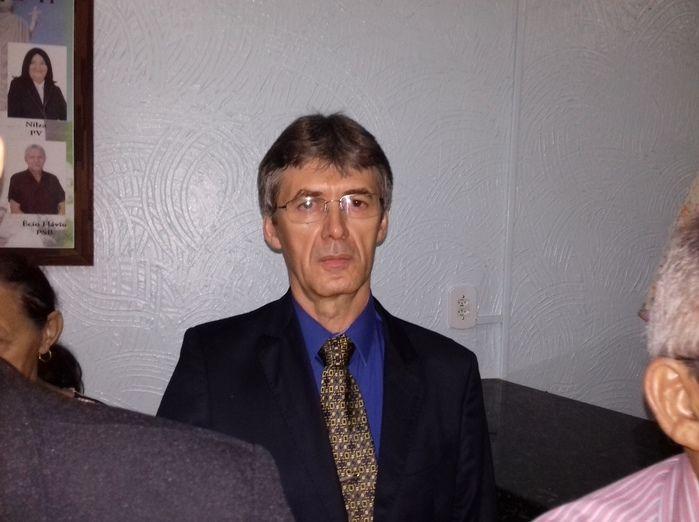 Prefeito Valmir Barbosa toma posse em Dom Expedito Lopes. - Imagem 17