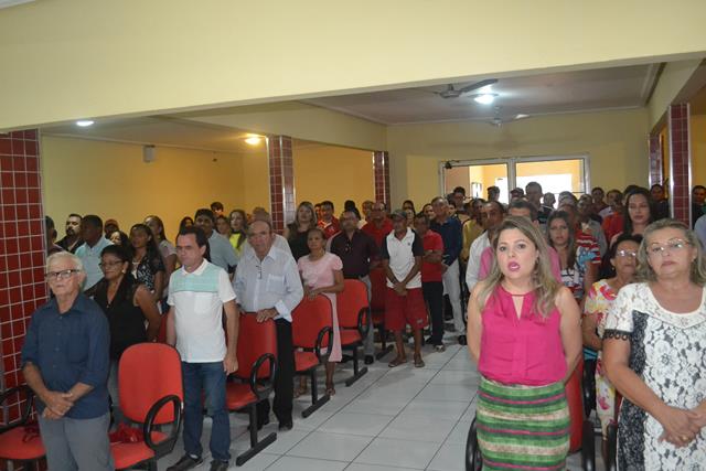 Venicio do Ó e Lucia Lacerda são empossados em Pimenteiras - Imagem 5