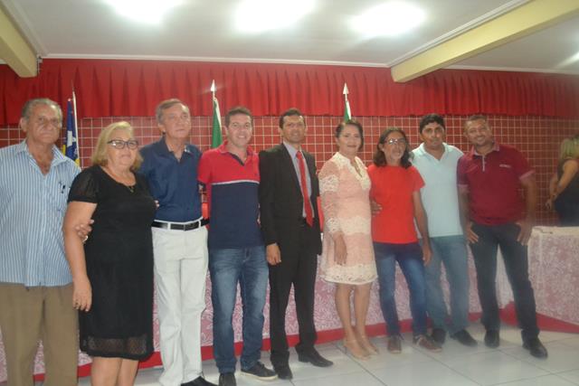 Venicio do Ó e Lucia Lacerda são empossados em Pimenteiras - Imagem 47