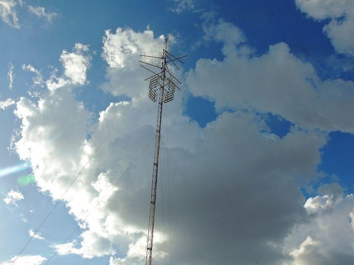 Vândalos arrebentam porta do local onde ficam equipamentos de Tvs - Imagem 15